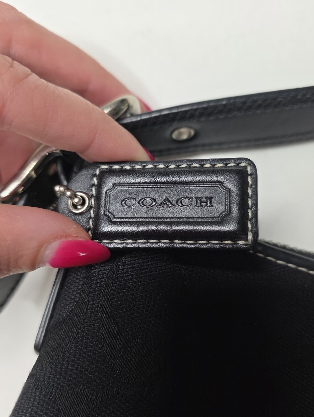 COACH signature C handbag Y2K Hamptons Demi Shoulder Bag Black - Picture 5 of 9